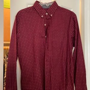 Maroon dotted patterned button up shirt, size small
